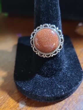 Goldstone Round Cabochon Filigree Ring - Brown Goldstone